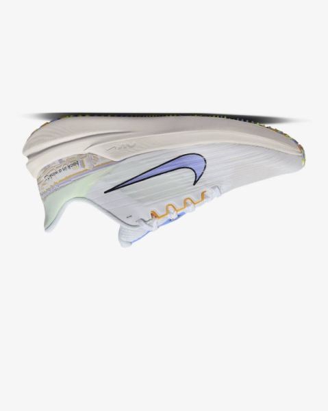 Nike Air Winflo 9 Premium Kadın Yol Koşu Ayakkabısı White/Green/Gold/Light | IKFJN1754