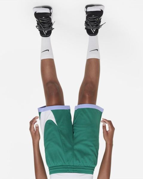 Nike Dri-FIT Erkek Çocuk Şort Beyaz | TBEYD8471